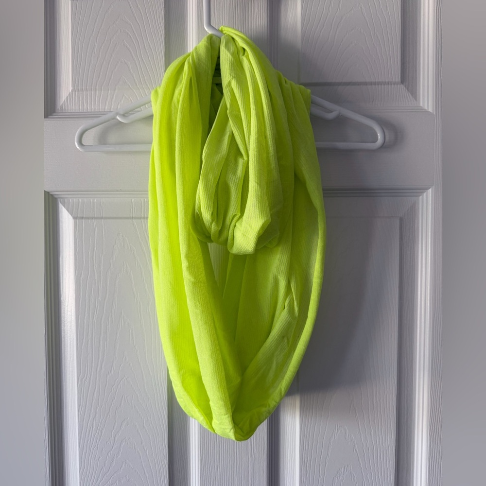 GAP Vibrant Neon Yellow Infinity Scarf